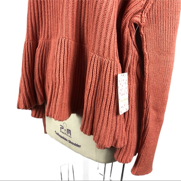 Free People Layer Cake Rose Sweater Size L - Picture 6 of 12